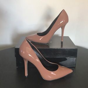 Boutique 9 BTSally Dk Natural Patent Leather Pumps